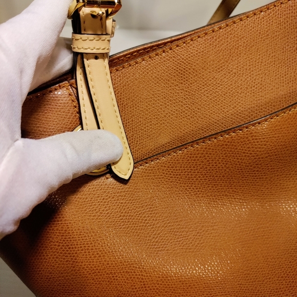 Michael Kors Camel Tote Handbag Saffiano Leather Medium - Picture 8 of 10